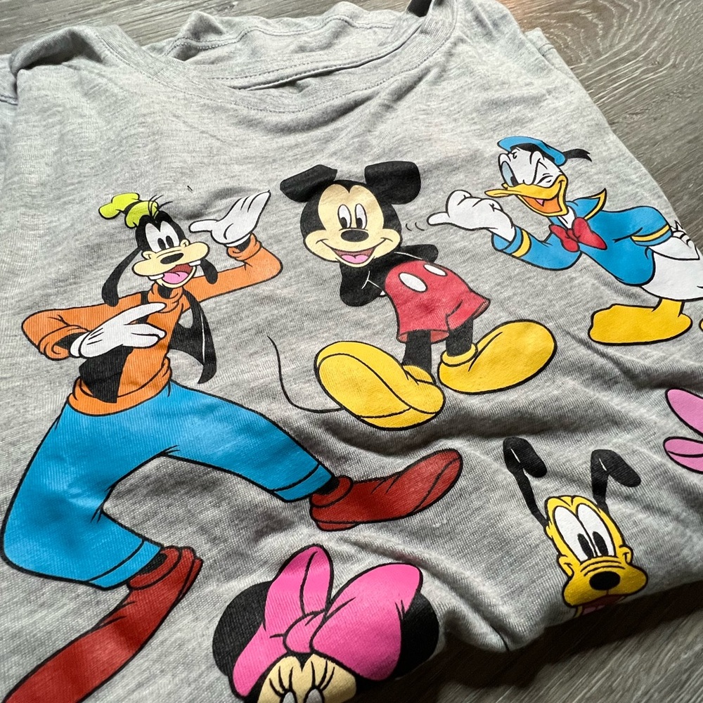 Disney t-shirt